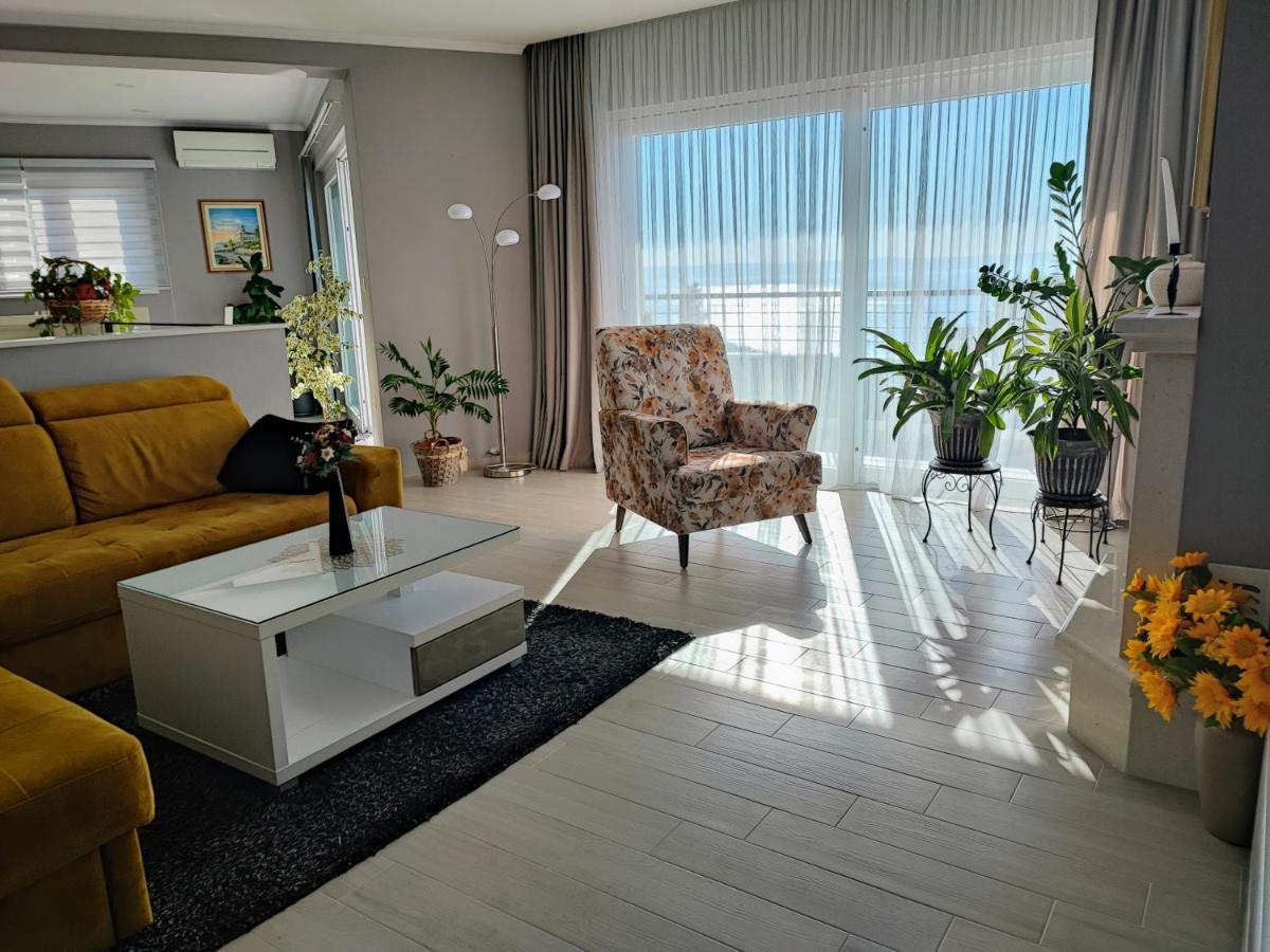באסקה וודה Luxury Apartment Pape מראה חיצוני תמונה